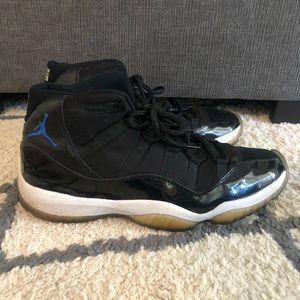 Jordan 11 - Space Jams